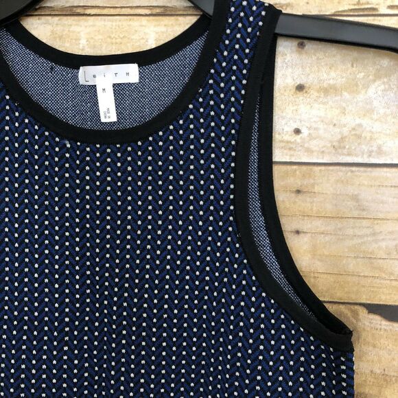 Leith Blue Geometric Print Sleeveless Knit Crop Top - Size Medium - Rayon Blend - Picture 3 of 7